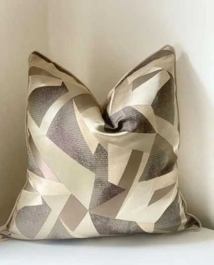 Cream Pattern on Blend Pillow