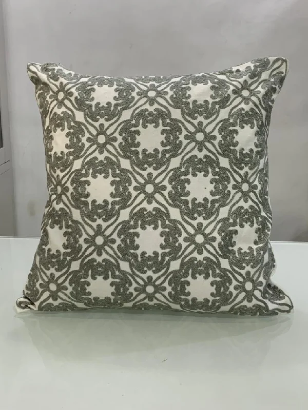 Pattern on Blend Pillow