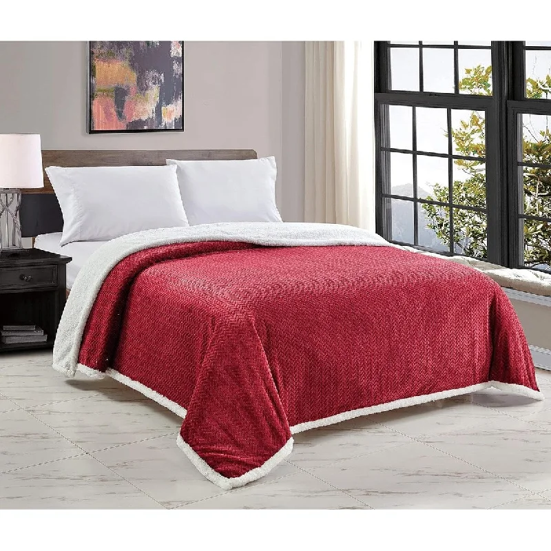 Décor&More HomeEssentials Extra Heavy and Plush Chevron Braided King Size Microplush Blanket with Sherpa Backing 108x90-Burgundy